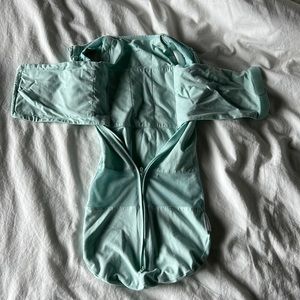 Happiest baby sleepea swaddle blue-medium